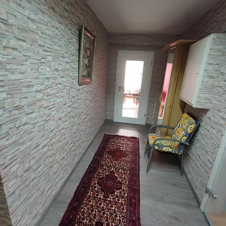 La Paula Fuer Monteure *